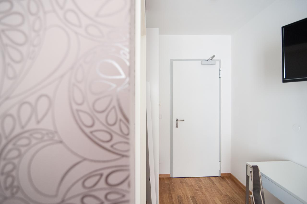 Hotel Apartment Am Arbach Eningen unter Achalm 部屋 写真