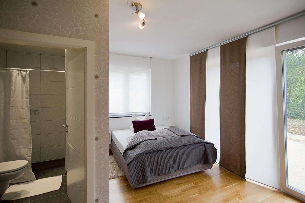 Hotel Apartment Am Arbach Eningen unter Achalm 部屋 写真