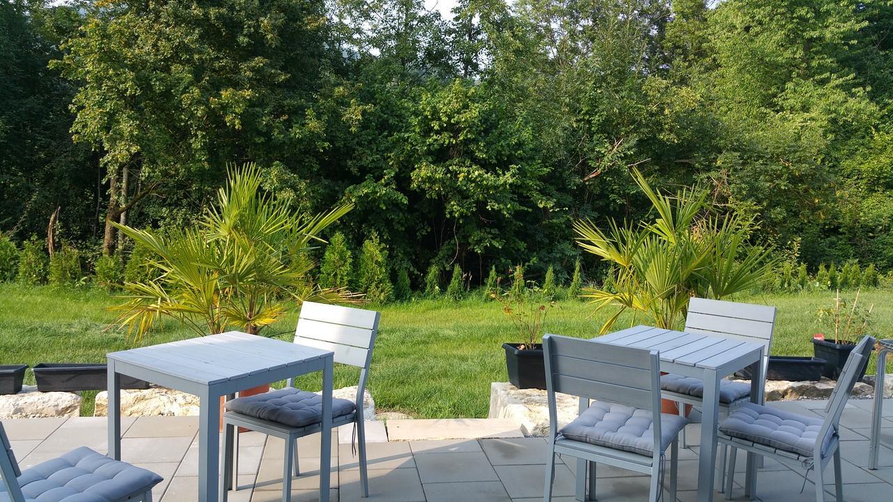 Hotel Apartment Am Arbach Eningen unter Achalm エクステリア 写真